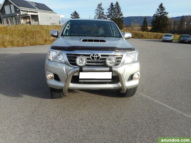 2013 Toyota HiLux 2,5 turbo diesel