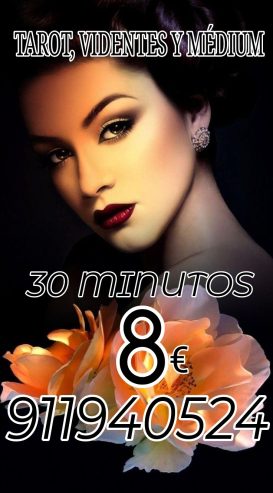 TAROT Y VIDENTES 30 MINUTOS 8€