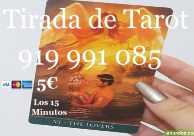 lectura-de-tarot-tarot-tirada-visa-507687-1