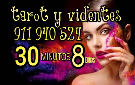 Tarot y videntes 30 minutos 8€