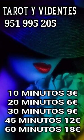 Tarot y videntes 20 minutos 6€