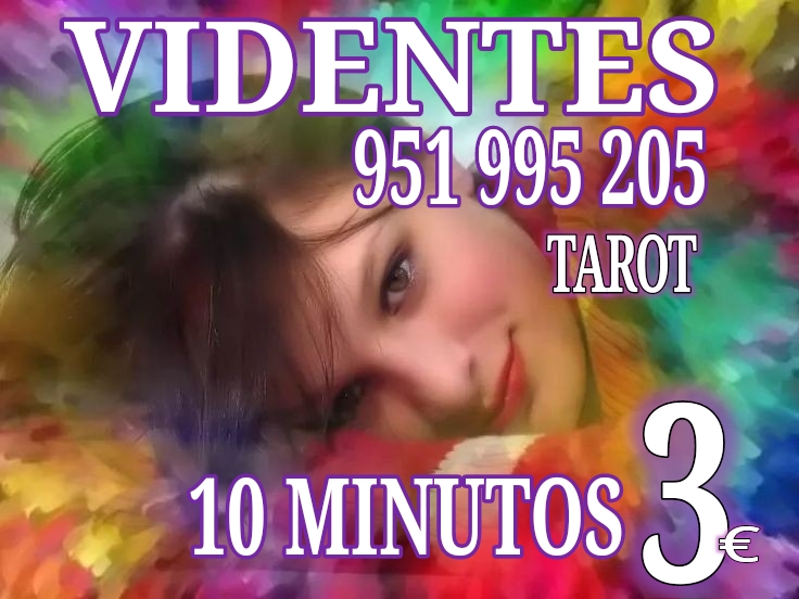 Tarotistas profesionales y videntes
