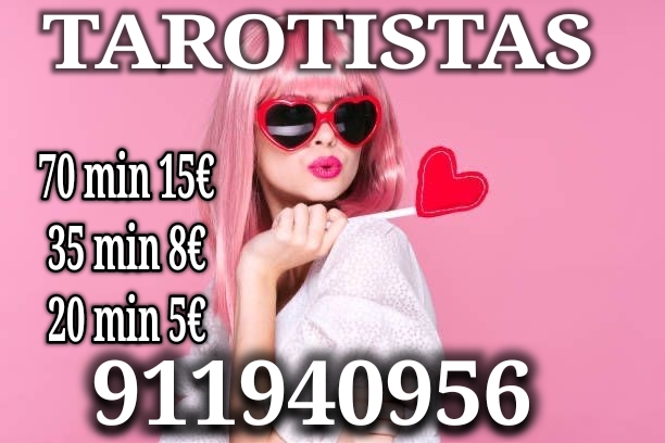 Tarot y videntes 35 minutos 8€