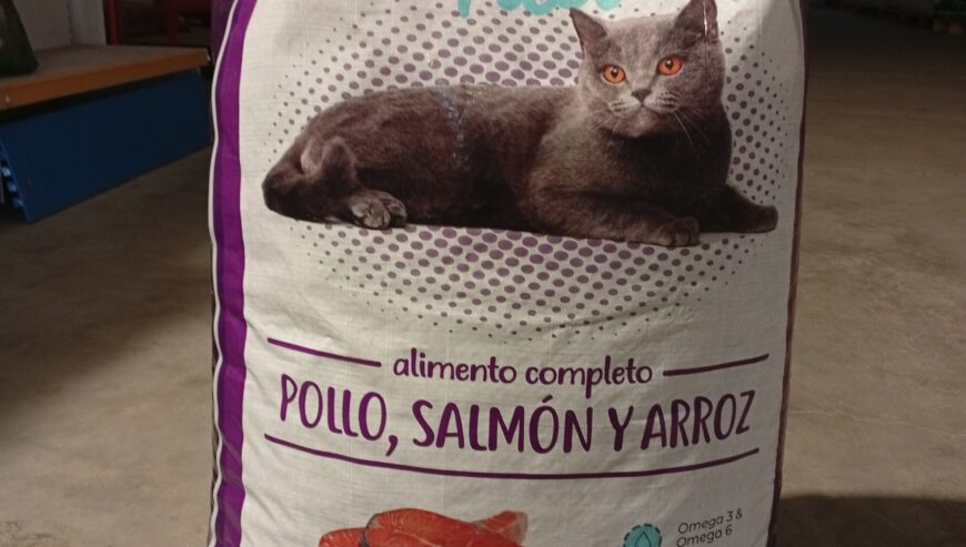Paski Cat 20kg